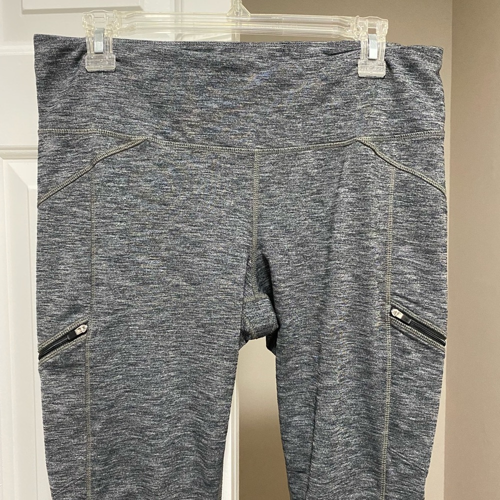 Athleta Gray Patterned Leggings With Zip Pockets - image 2